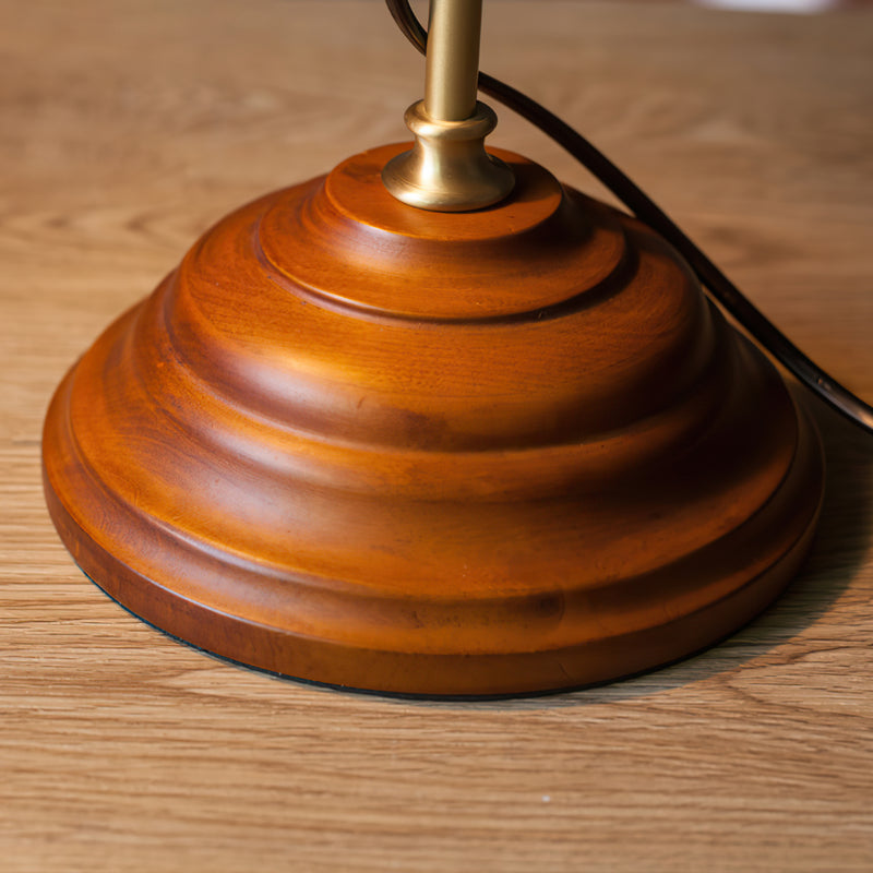 Adelaide Scalloped Table Lamp