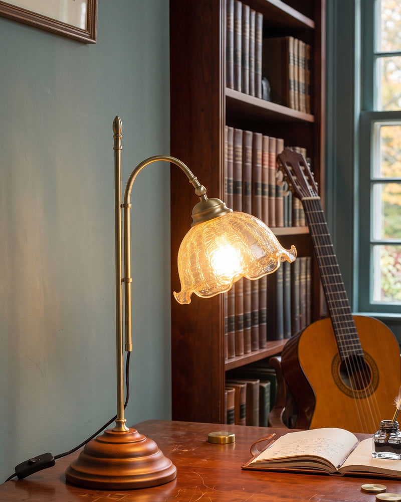 Adelaide Scalloped Table Lamp