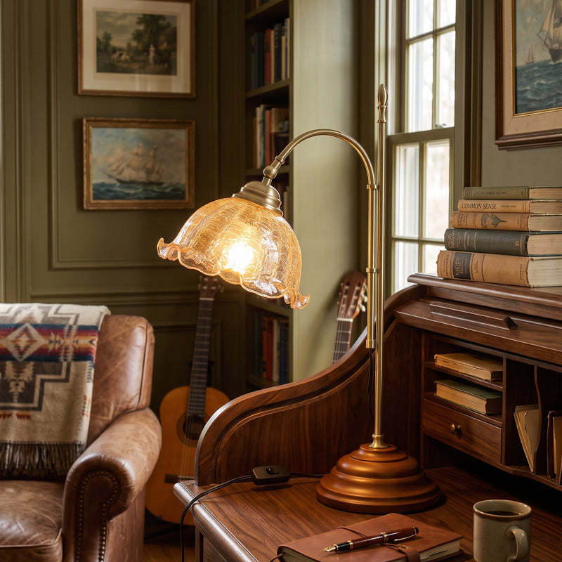 Adelaide Scalloped Table Lamp