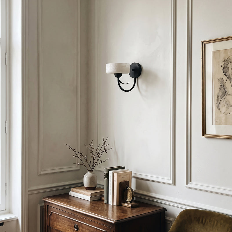 Calder Alabaster-Wandleuchte