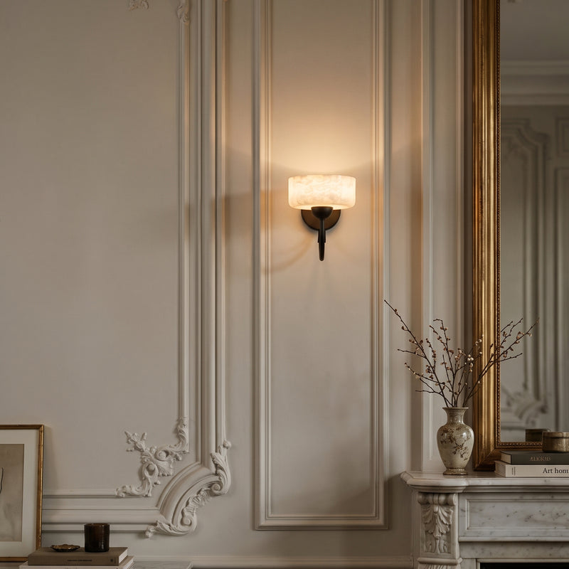 Calder Alabaster-Wandleuchte