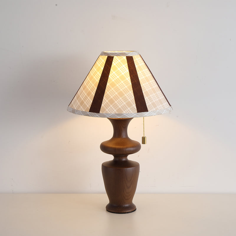 Arvion Wood Table Lamp