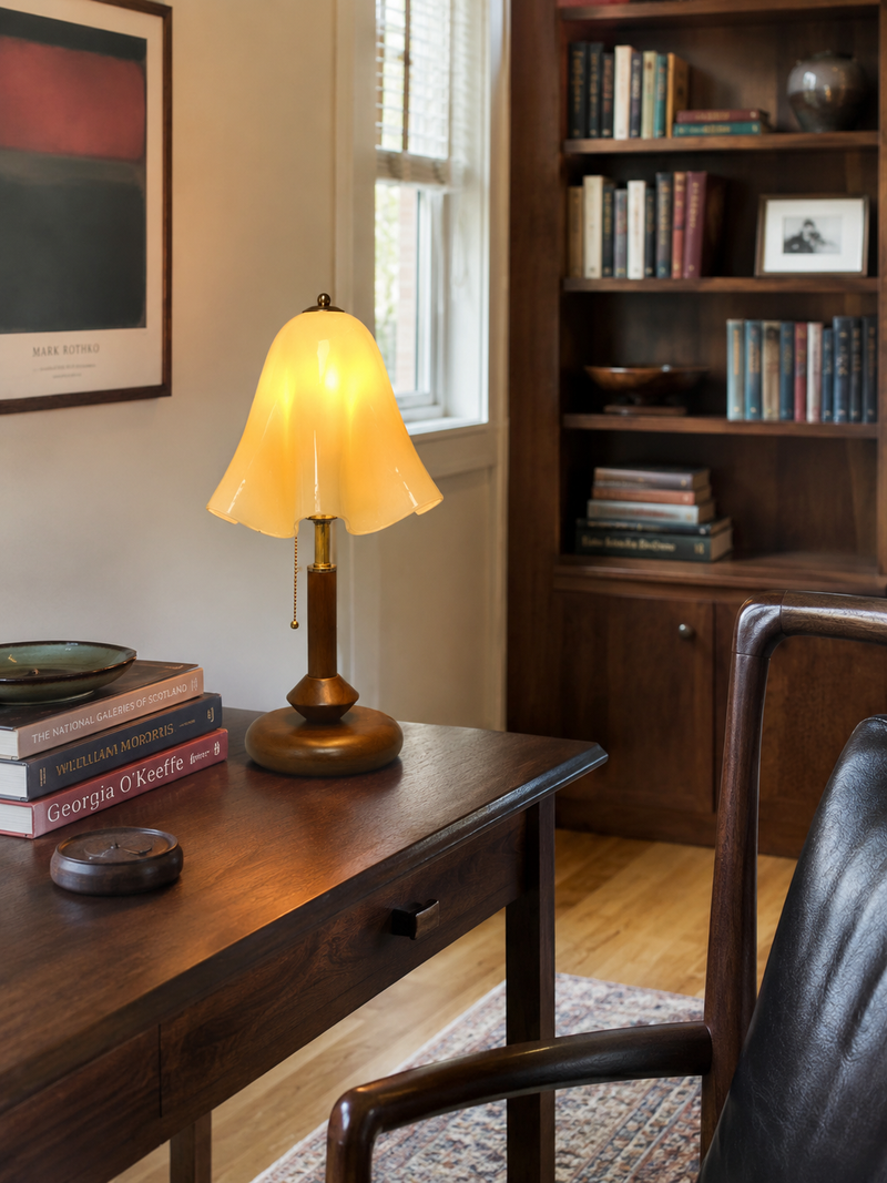 Bellunora Table Lamp