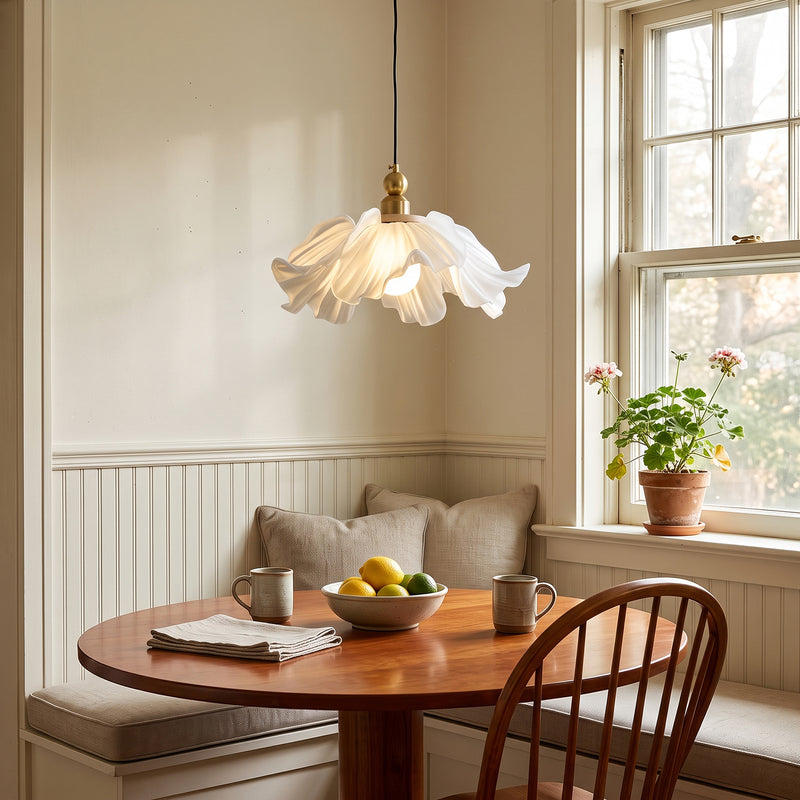 Camille Frosted Bloom Pendant lamp