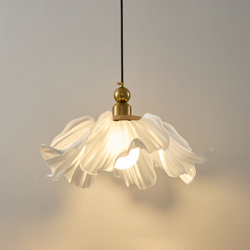 Camille Frosted Bloom Pendant lamp