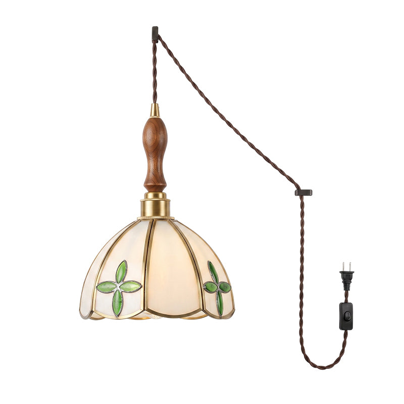 Lampe suspendue en verre teinté coloré