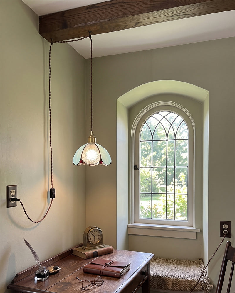 Lampe suspendue en verre teinté coloré