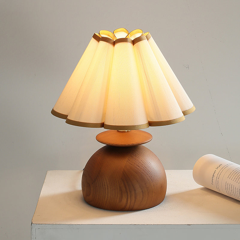 Dovrane Table Lamp