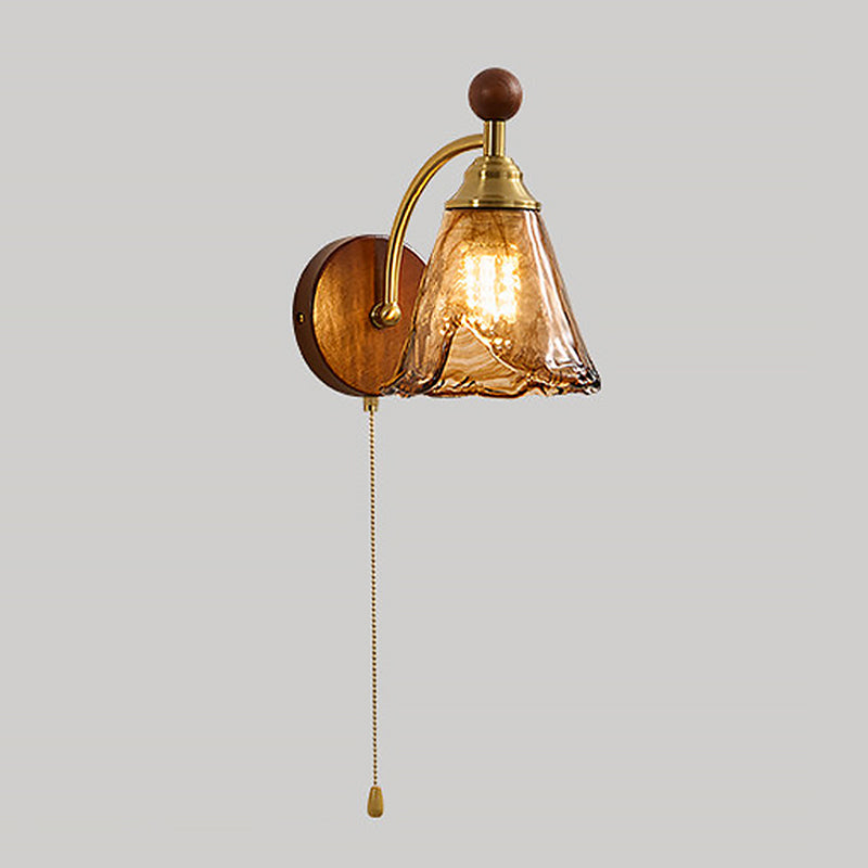 Flora Wall Lamp