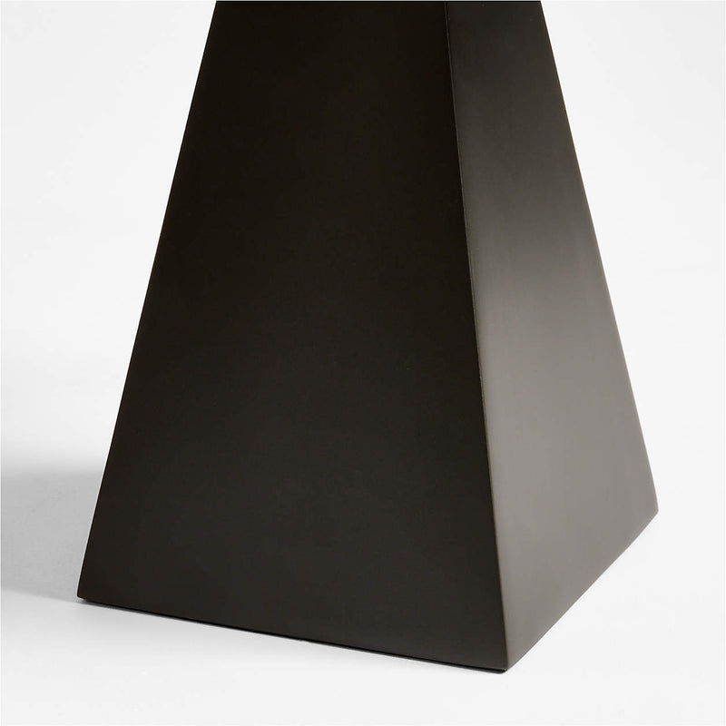 Idealist Alabaster Mini Table Lamp