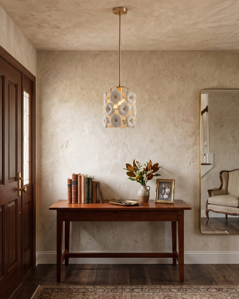 Lazik Pendant Light