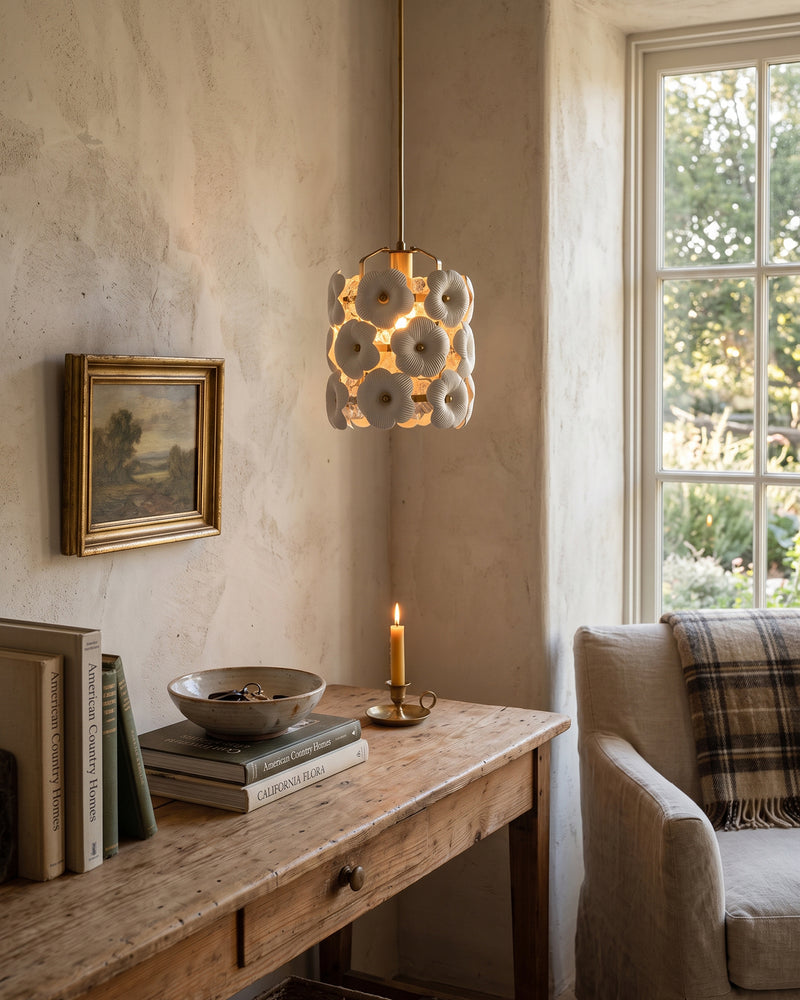 Lazik Pendant Light