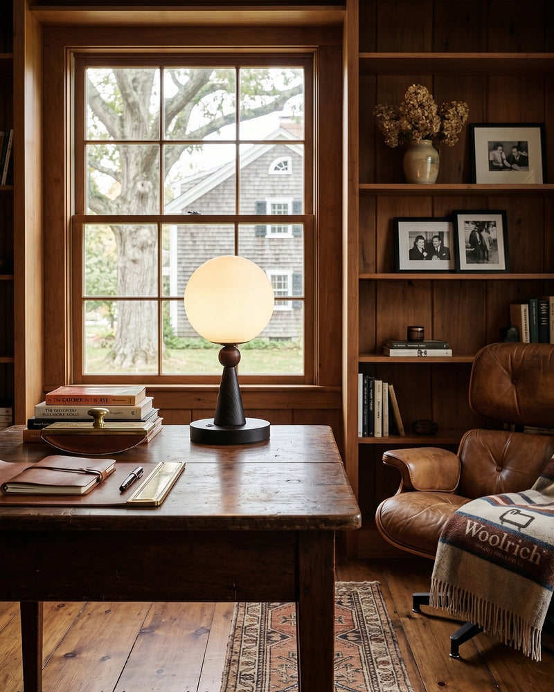 Leo Table Lamp