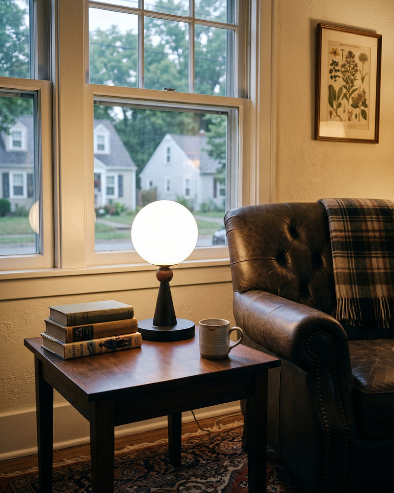 Leo Table Lamp