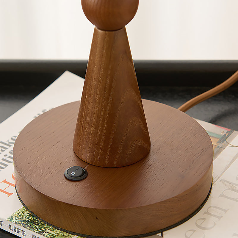 Leo Table Lamp