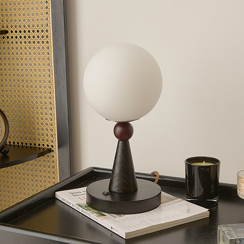 Leo Table Lamp
