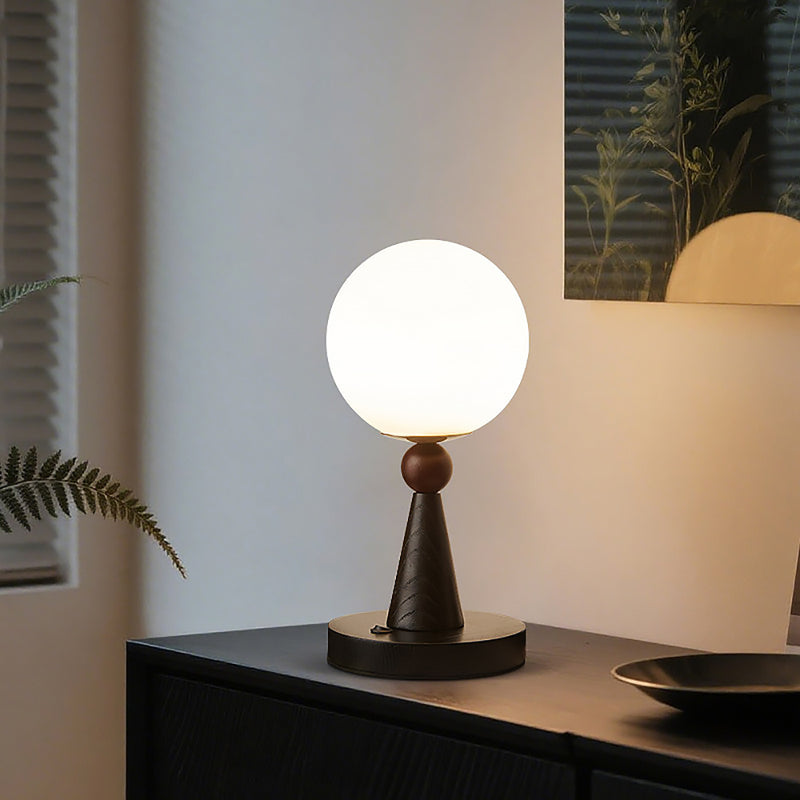 Leo Table Lamp