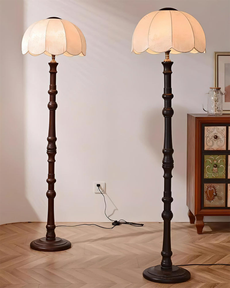 Lumavia Floor Lamp