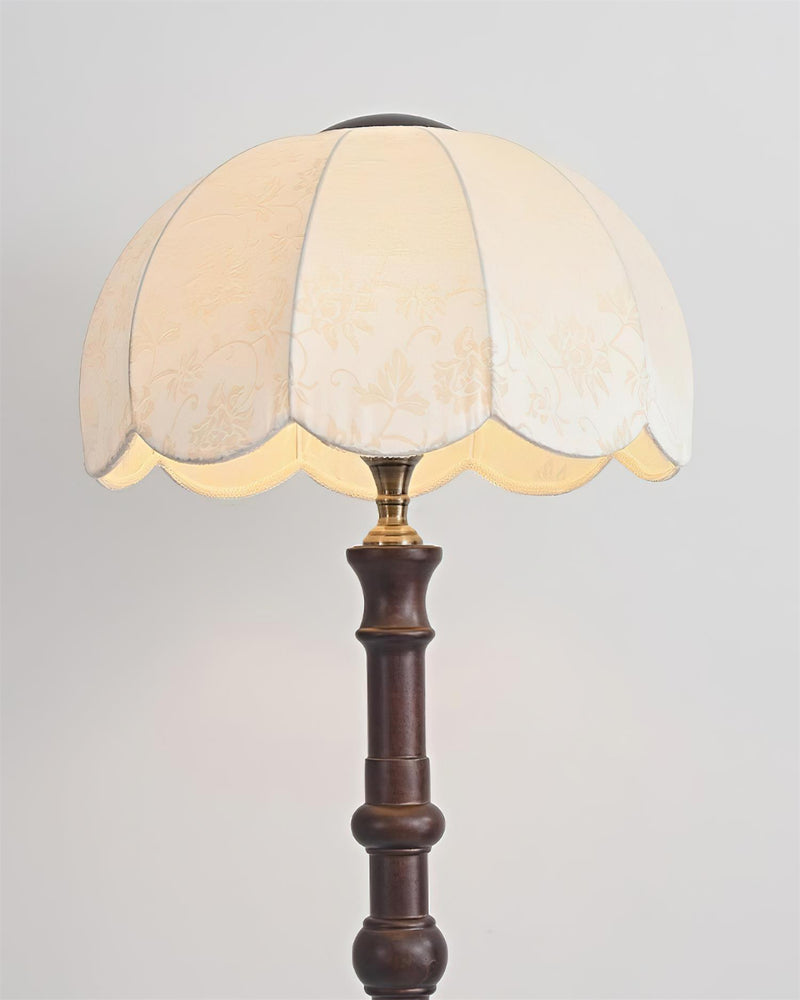 Lumavia Floor Lamp