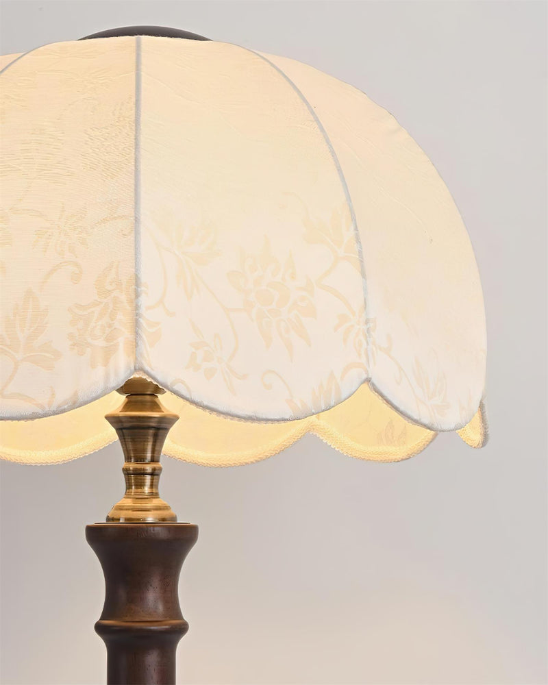 Lumavia Floor Lamp