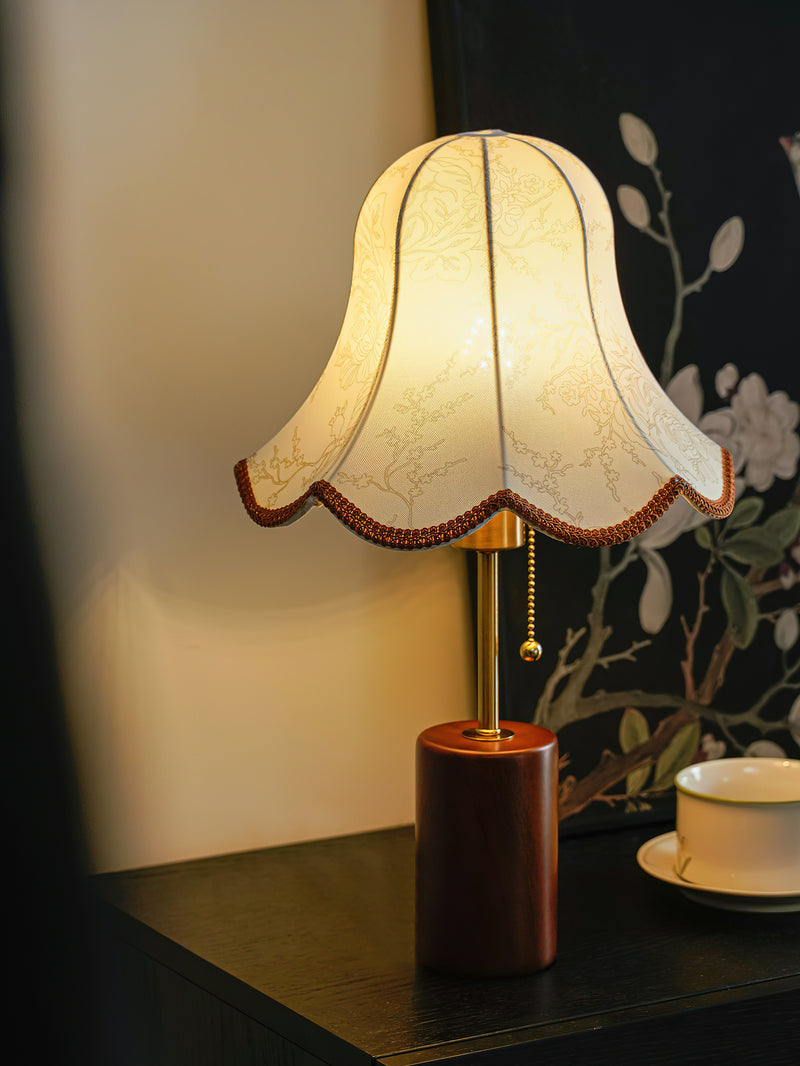 Lunavara Table Lamp