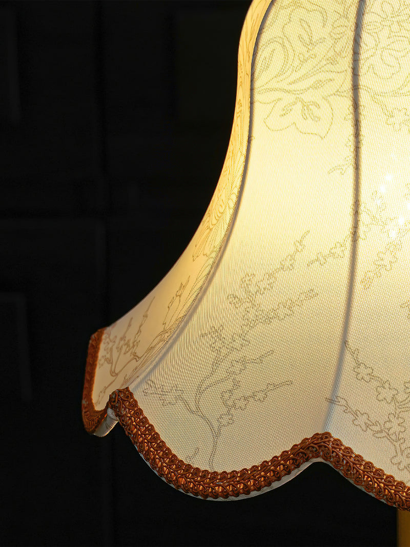 Lunavara Table Lamp