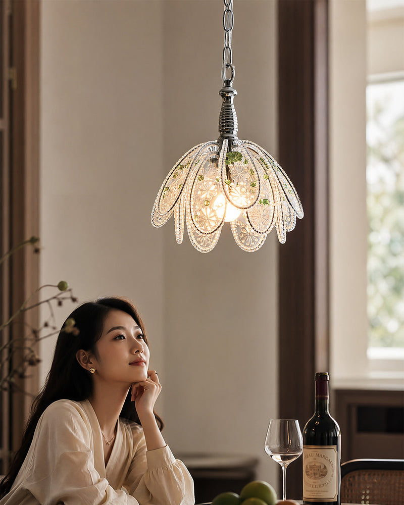 Marguerite Floral Pendant Lamp