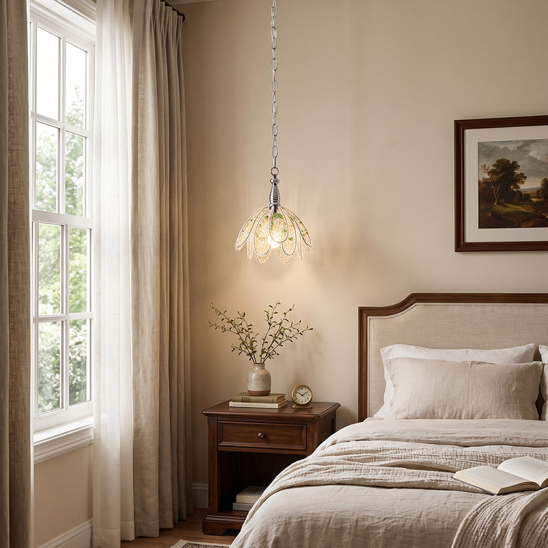 Marguerite Floral Pendant Lamp