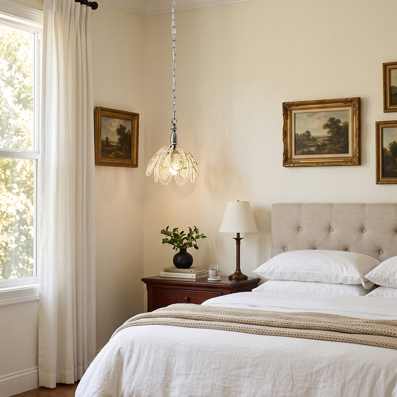 Marguerite Floral Pendant Lamp