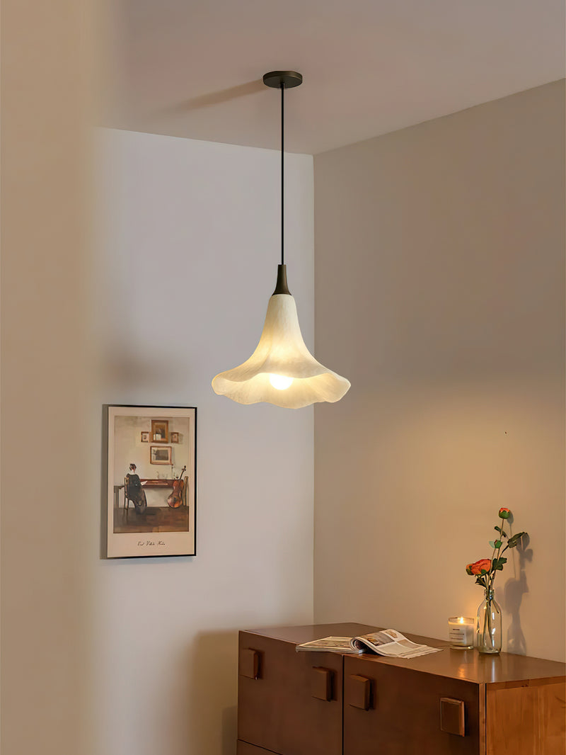 Neravia Petal Pendant Light