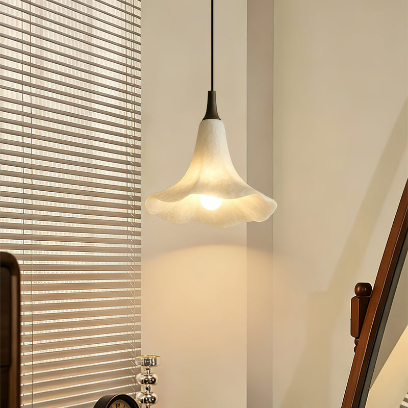Neravia Petal Pendant Light