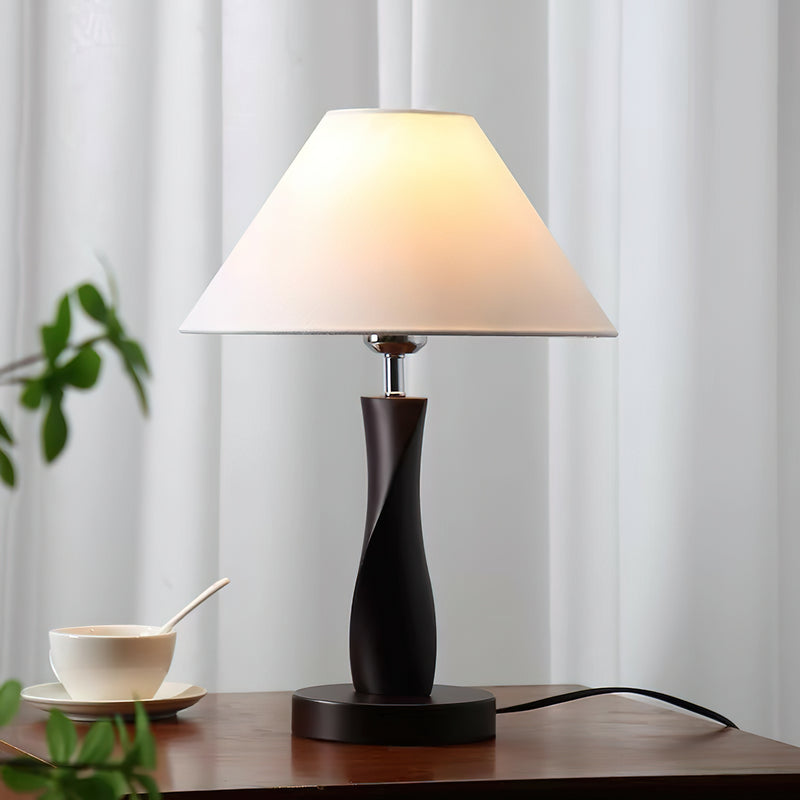 Noirvane Table Lamp