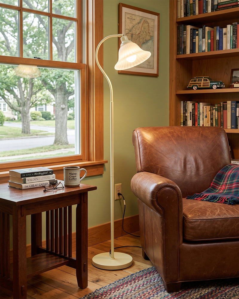 Poppy Floor lamp