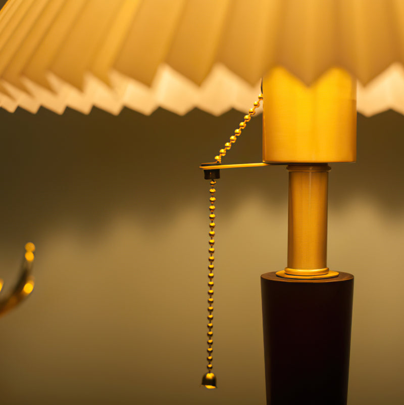 Soren Pleated Table Lamp