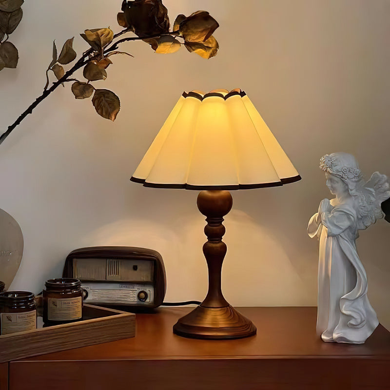 Tavaro Table Lamp