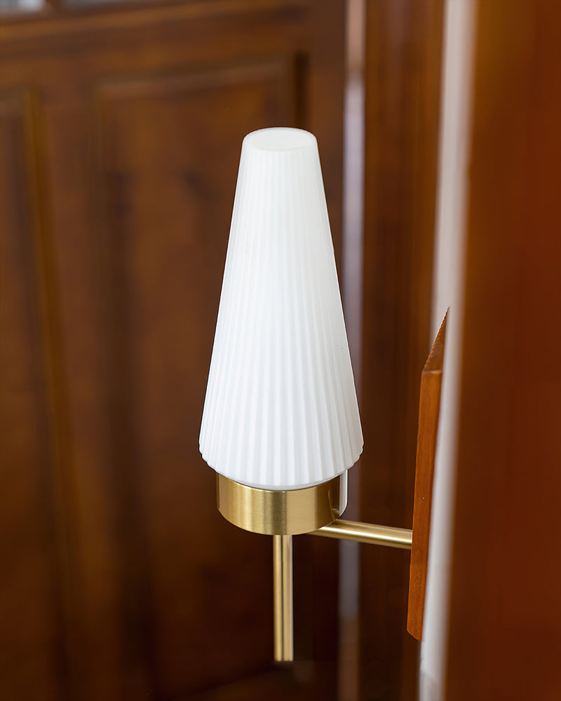 Taviren Wall Sconce
