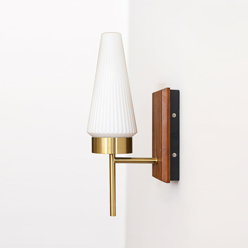 Taviren Wall Sconce