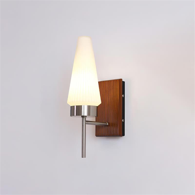Taviren Wall Sconce
