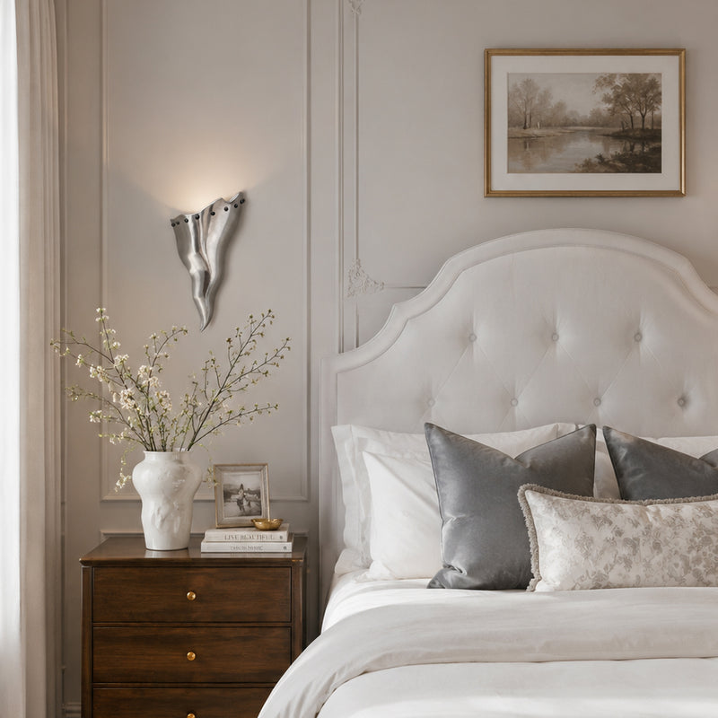 Valyra Wall Sconce