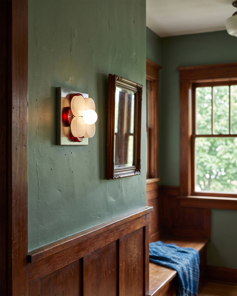 Violetta Wall Lamp