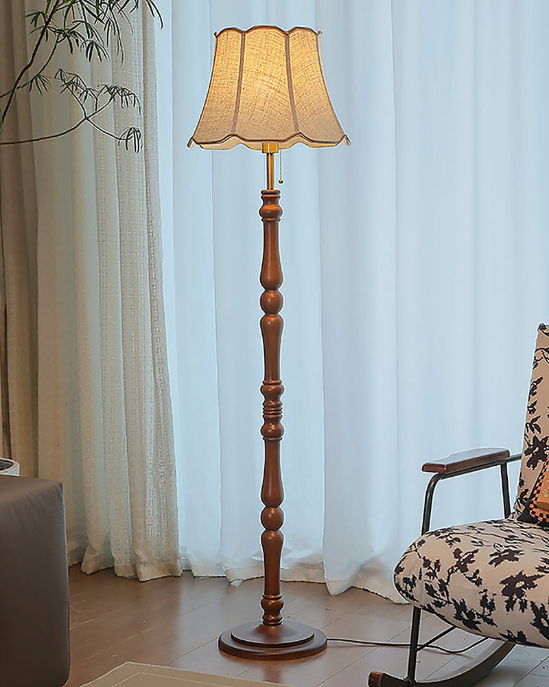 Wellington Floor Lamp