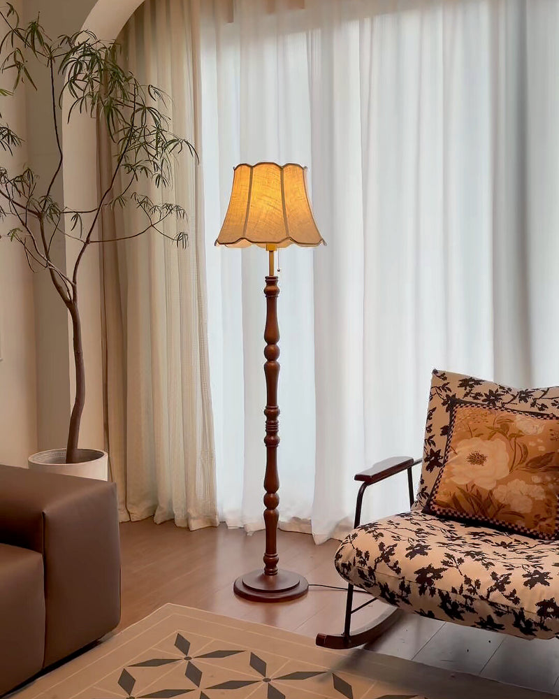 Wellington Floor Lamp
