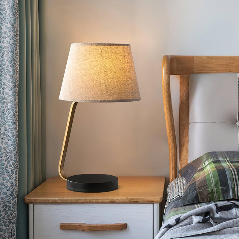 Noir Arc Table Lamp 10.6"