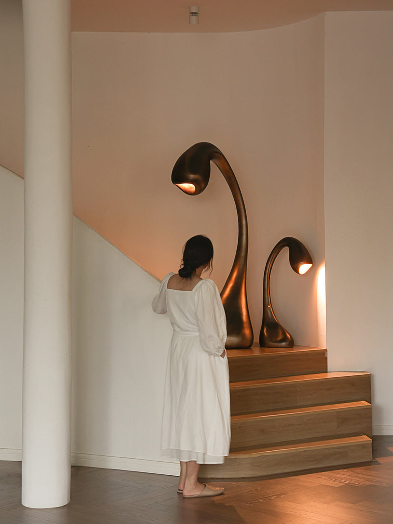 Noor Grande Sculptural Floor Lamp