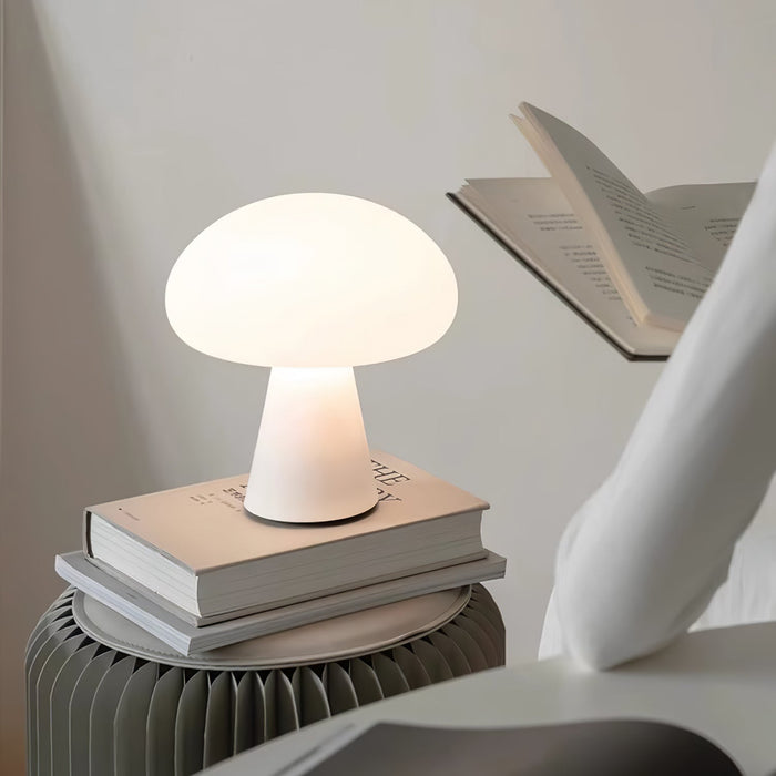 Obello Table Lamp 8.7"