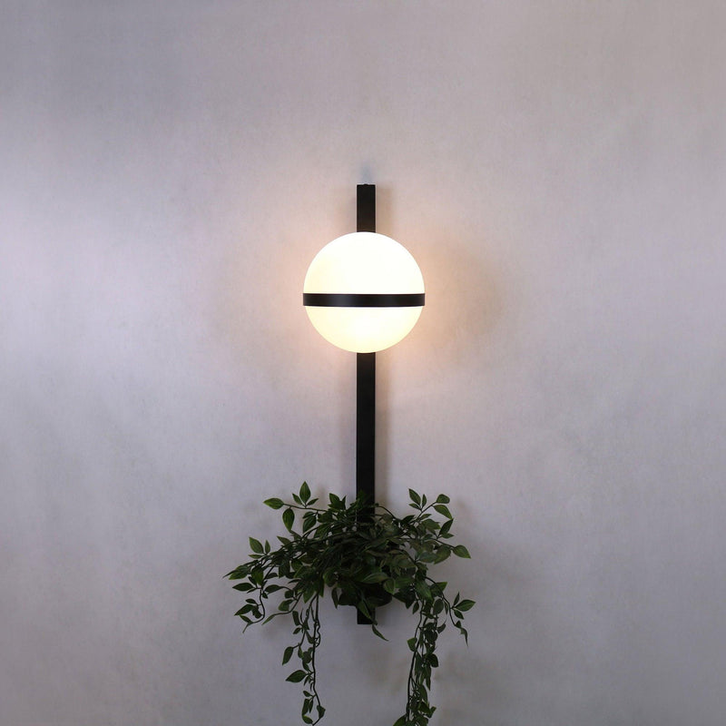 Palma Wall Lamp