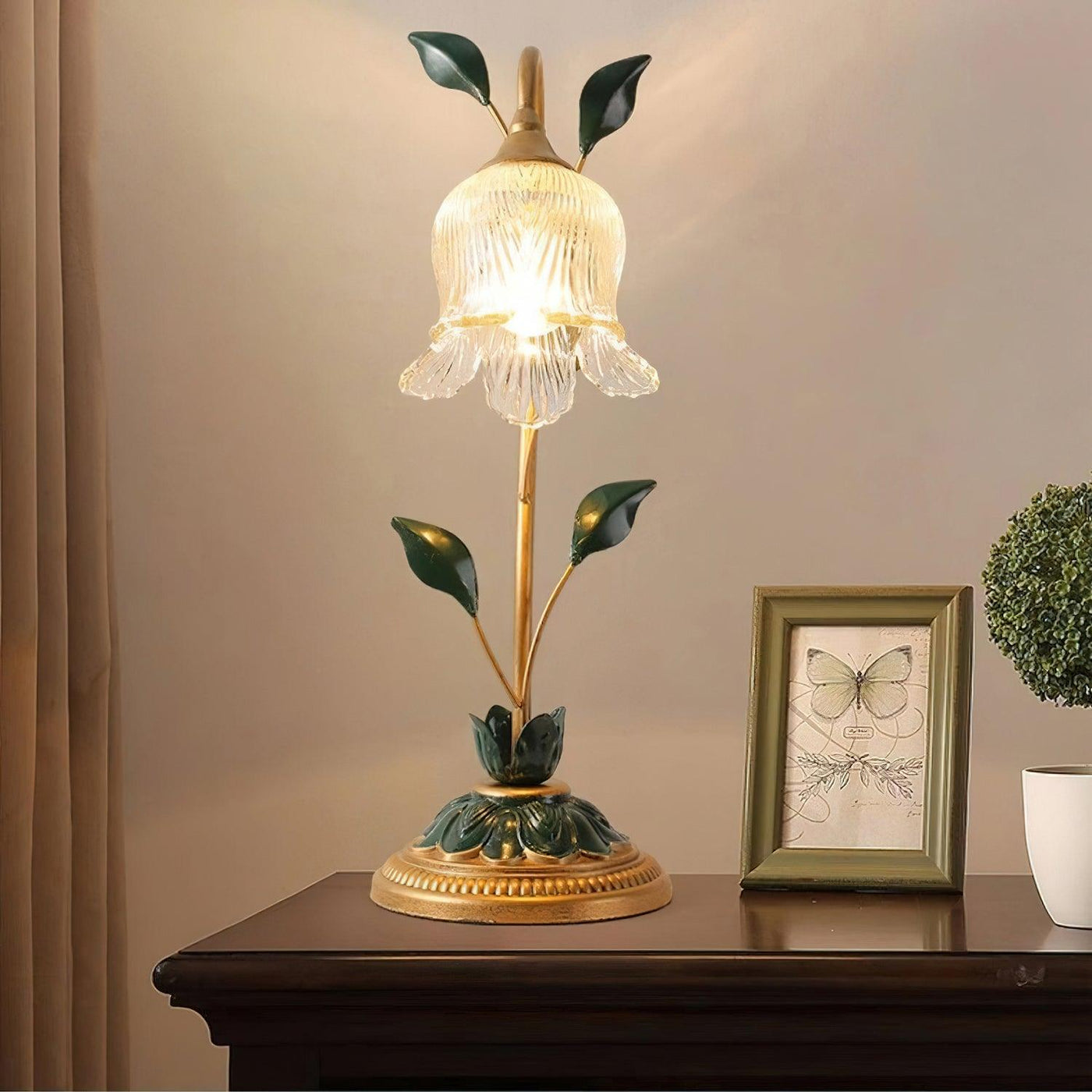 Pastoral Rose Table Lamp (2 colors)