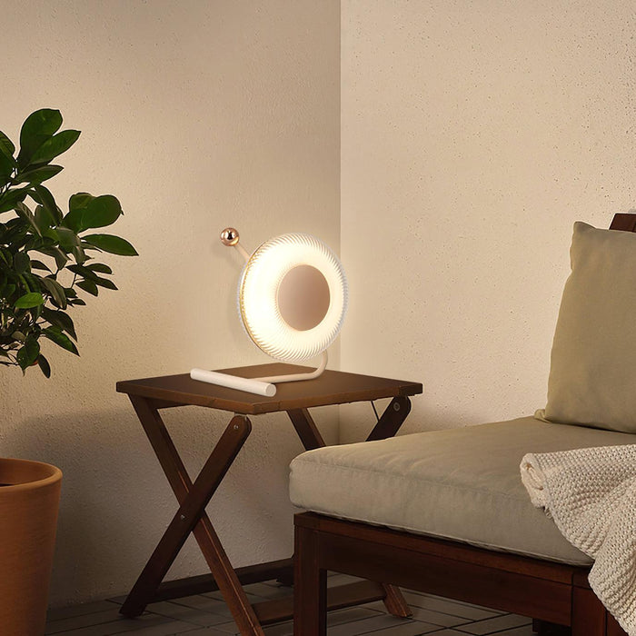 Pixo Table Lamp 7.1"