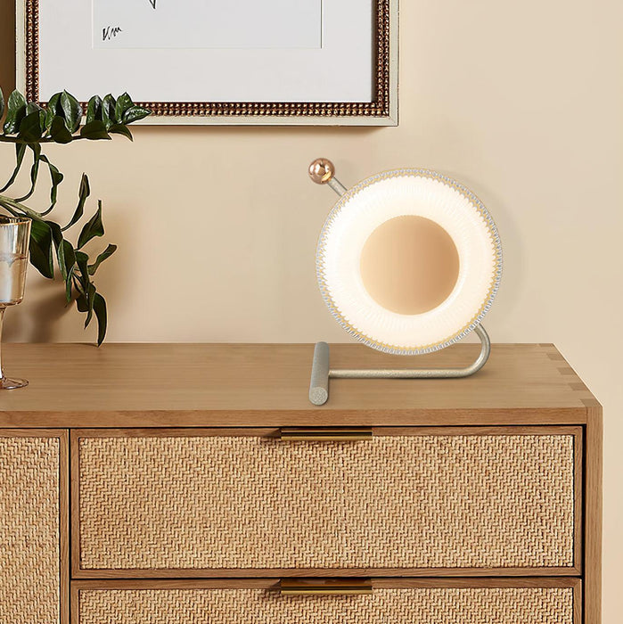 Pixo Table Lamp 7.1"