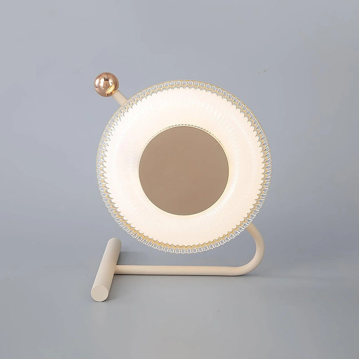 Pixo Table Lamp 7.1"